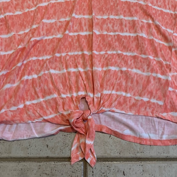 💜 Ellen Tracy Tie-Front Tie-Dye T-Shirt 1X - Picture 4 of 8